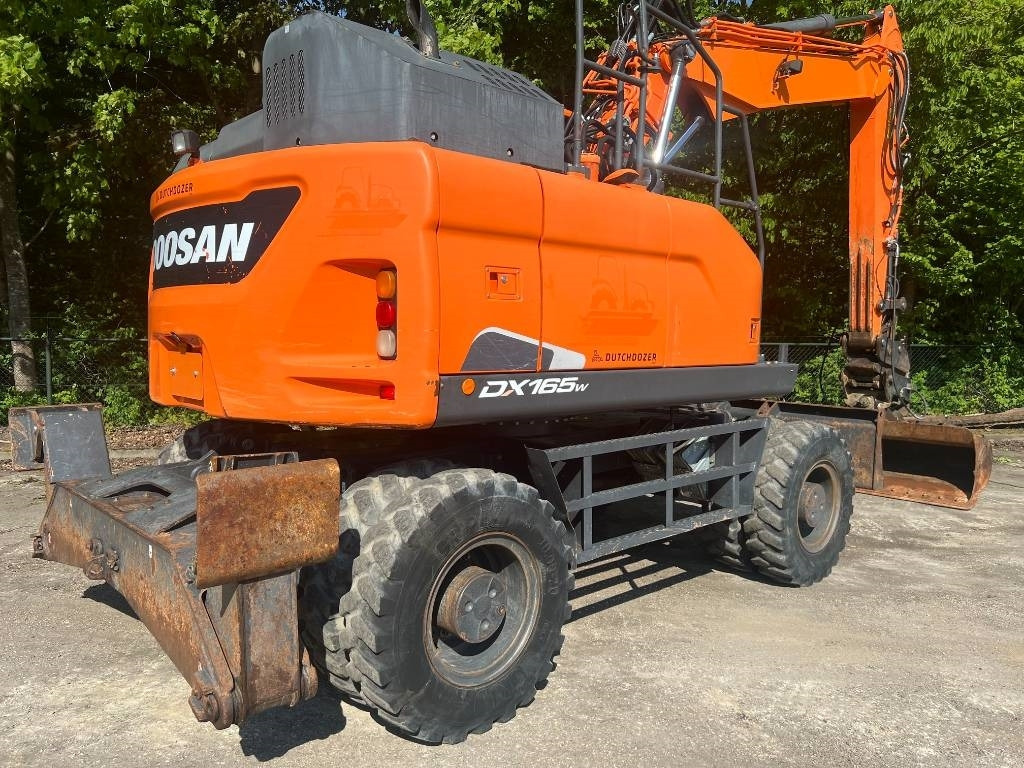 Doosan DX 165 W-5 - Ratinis ekskavatorius: foto 4 Doosan DX 165 W-5 - Ratinis ekskavatorius: foto 4