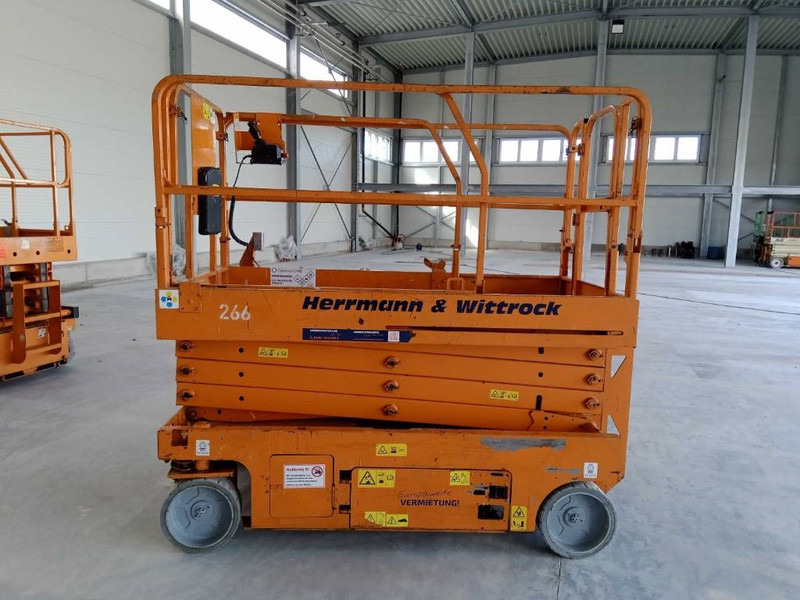 Genie GS 2646 - Žirklinis keltuvas: foto 3 Genie GS 2646 - Žirklinis keltuvas: foto 3