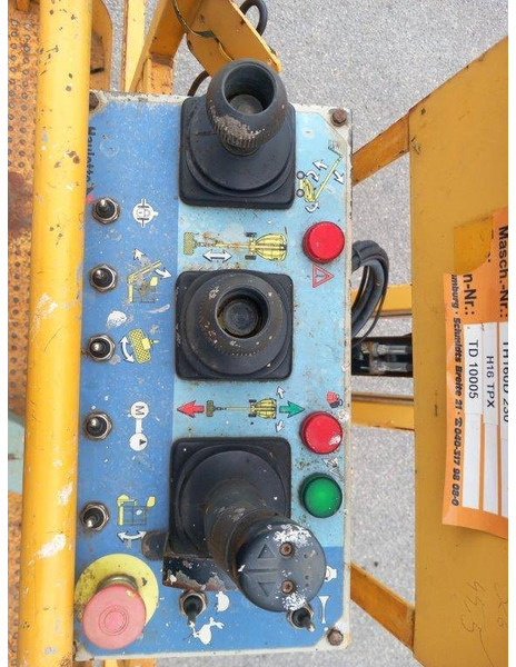 Haulotte H 16 TPX - Teleskopinis keltuvas: foto 4 Haulotte H 16 TPX - Teleskopinis keltuvas: foto 4