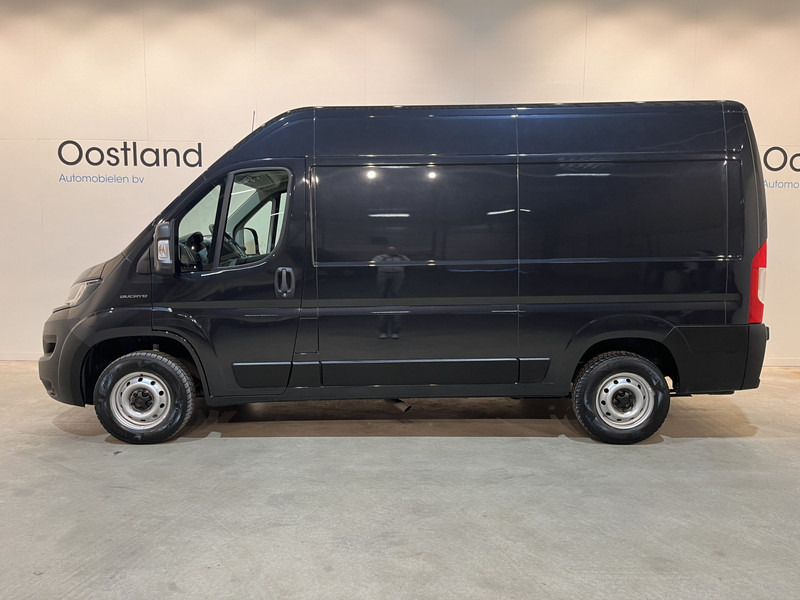 Fiat Ducato 2.3 MultiJet L2H2 120 PK / Euro 6 / Airco / Camera / Cruise Control / Trekhaak / Navigatie / 3-Zits / 72.600 KM !! - Mažas furgonas: foto 2 Fiat Ducato 2.3 MultiJet L2H2 120 PK / Euro 6 / Airco / Camera / Cruise Control / Trekhaak / Navigatie / 3-Zits / 72.600 KM !! - Mažas furgonas: foto 2