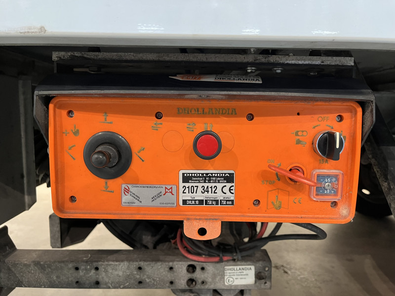 Vilkikas Iveco Daily 35S18 3.0 BE Clixtar Automaat Bakwagen met Laadklep / Laadvermogen 3.060 KG / Euro 6 / Luchtvering / Airco / Camera / CarPlay / Cruise Control /: foto 12