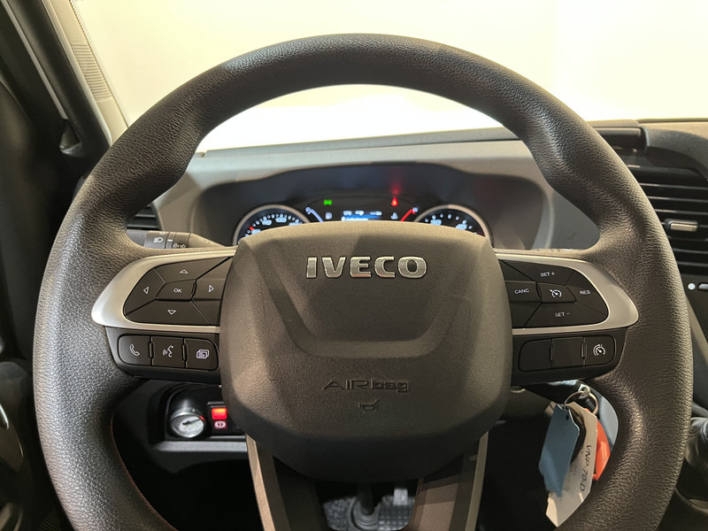 Vilkikas Iveco Daily 35S18 3.0 BE Clixtar Automaat Bakwagen met Laadklep / Laadvermogen 3.060 KG / Euro 6 / Luchtvering / Airco / Camera / CarPlay / Cruise Control /: foto 16