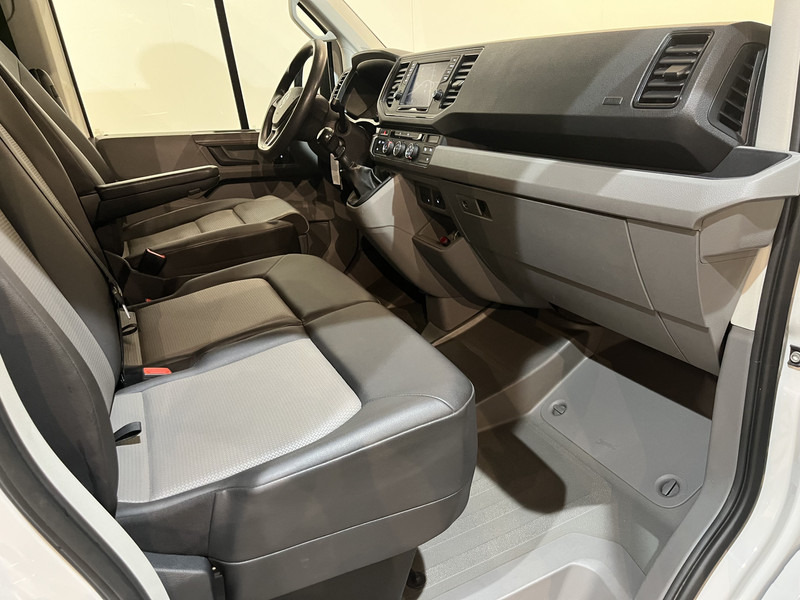 Krovininis mikroautobusas, Komercinis automobilis su dviguba kabina Volkswagen Crafter 35 2.0 TDI L3H3 180 PK Servicebus / Bott Inrichting / Euro 6 / Trekhaak 3000 KG / 220V. / Airco / Navigatie / CarPlay / Cruise Control / PDC 85.250 KM !!: foto 20