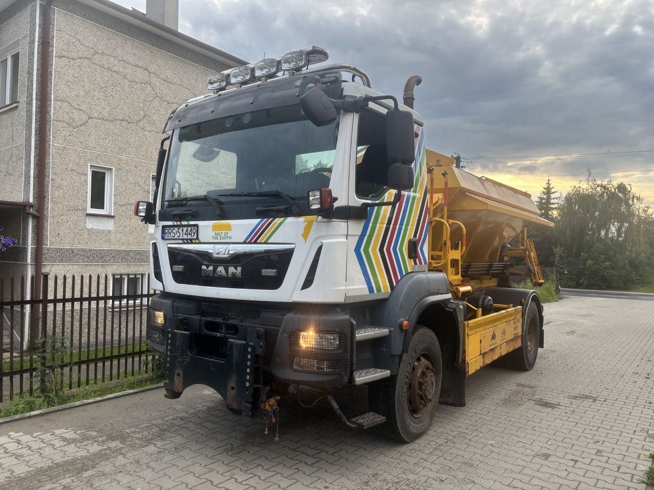 MAN TGM 18.290 4X4 BB GRITTER/SPREADER/PLOUGH - Sniego valymo mašina: foto 1 MAN TGM 18.290 4X4 BB GRITTER/SPREADER/PLOUGH - Sniego valymo mašina: foto 1