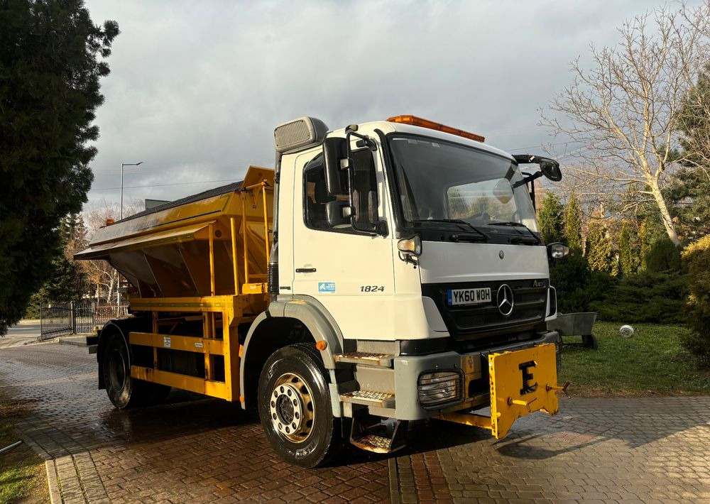 Mercedes-Benz Axor 4x2 piaskarka solarka econ schmidt 1824 e5 - Sniego valymo mašina: foto 2 Mercedes-Benz Axor 4x2 piaskarka solarka econ schmidt 1824 e5 - Sniego valymo mašina: foto 2