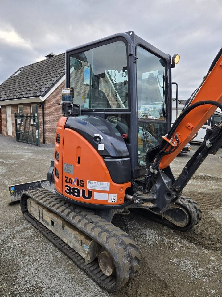 Hitachi ZX 38 U-5 A - Mini ekskavatorius: foto 5 Hitachi ZX 38 U-5 A - Mini ekskavatorius: foto 5