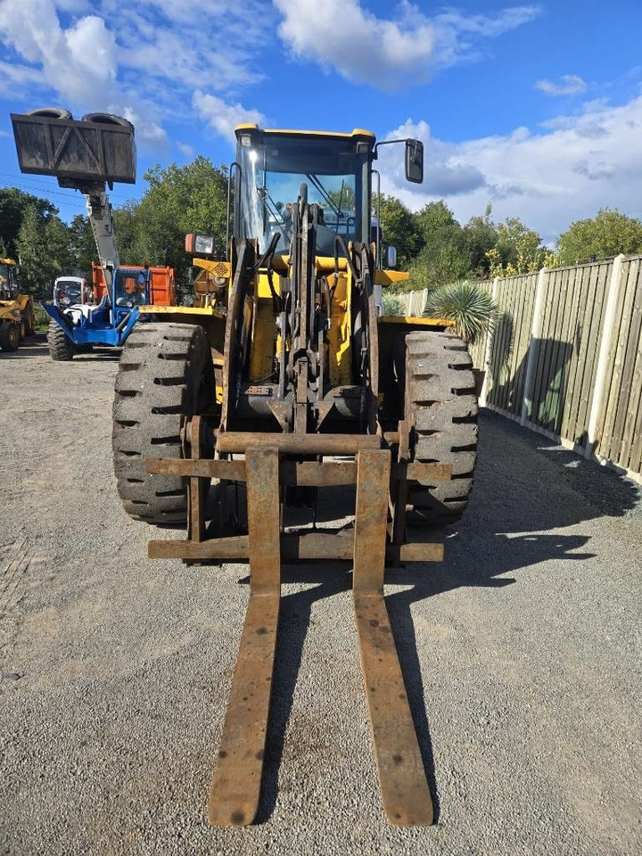 Volvo L 40 B TP - Ratinis krautuvas: foto 3 Volvo L 40 B TP - Ratinis krautuvas: foto 3