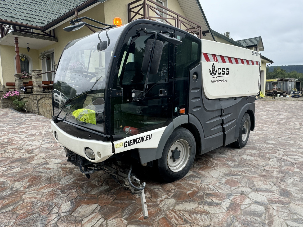MATHIEU Grand Aquadyne 4000 water truck sprayer HP washer - Gatvių šlavimo mašina: foto 5 MATHIEU Grand Aquadyne 4000 water truck sprayer HP washer - Gatvių šlavimo mašina: foto 5