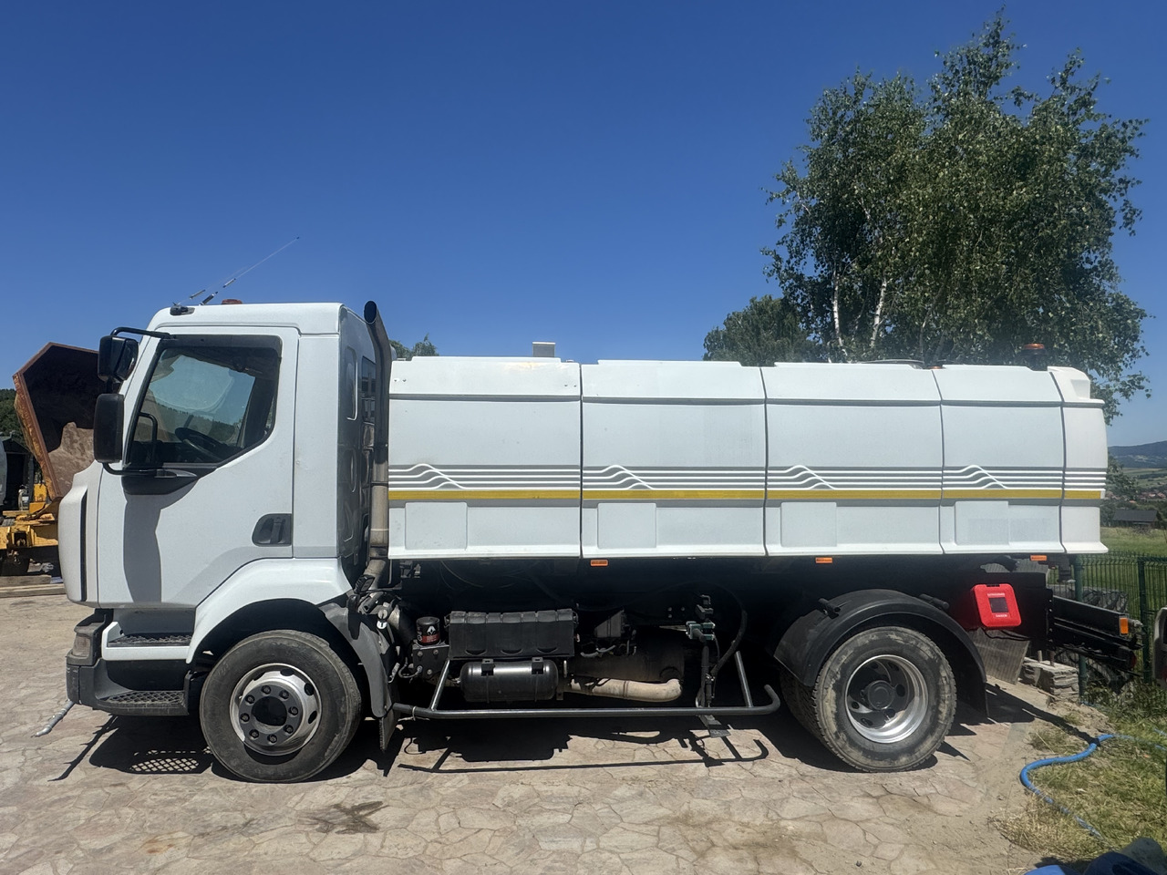 Renault Midlum water truck laveuse sprinkler - Gatvių šlavimo mašina: foto 2 Renault Midlum water truck laveuse sprinkler - Gatvių šlavimo mašina: foto 2