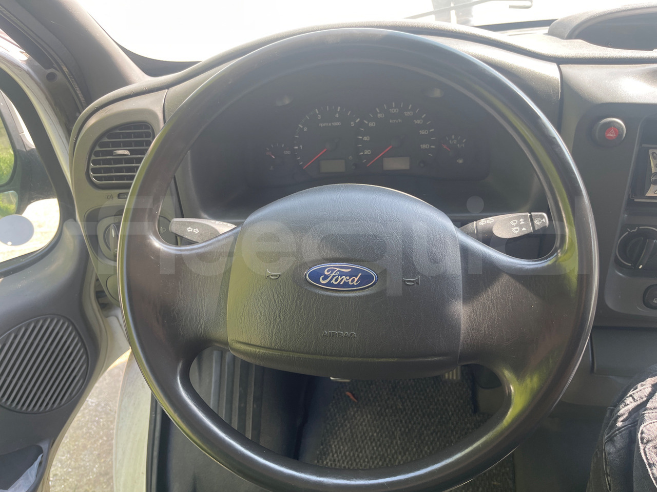 Bundle di 4 mezzi Ford - Transit Tourneo Ford - Transit Tourneo Ford - Transit Ford - Transit Tourneo - Keleivinis furgonas: foto 3 Bundle di 4 mezzi Ford - Transit Tourneo Ford - Transit Tourneo Ford - Transit Ford - Transit Tourneo - Keleivinis furgonas: foto 3
