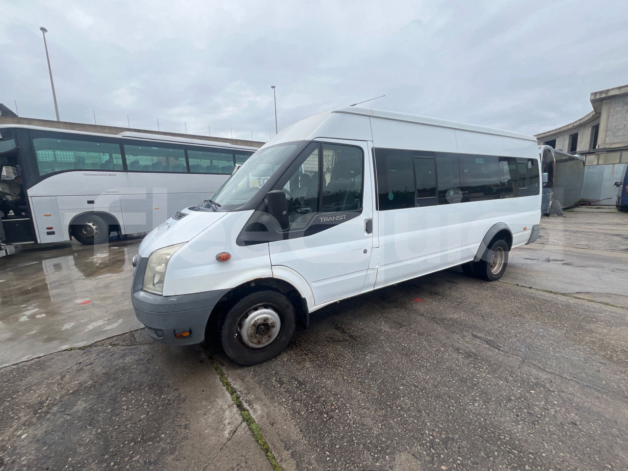 Ford Transit - Mikroautobusas, Keleivinis furgonas: foto 4 Ford Transit - Mikroautobusas, Keleivinis furgonas: foto 4