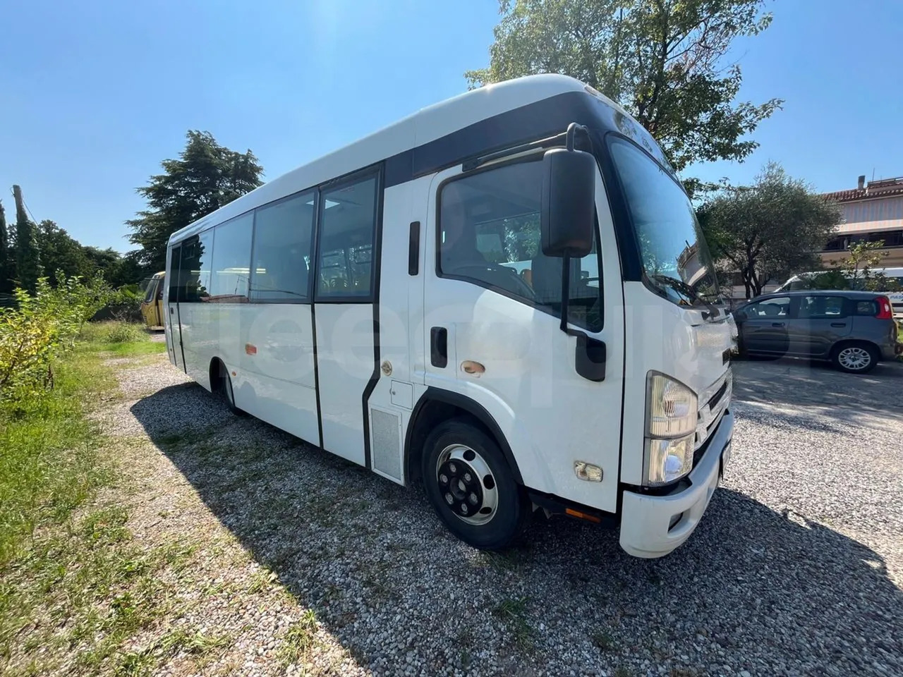 Turistinis autobusas Isuzu P65: foto 1