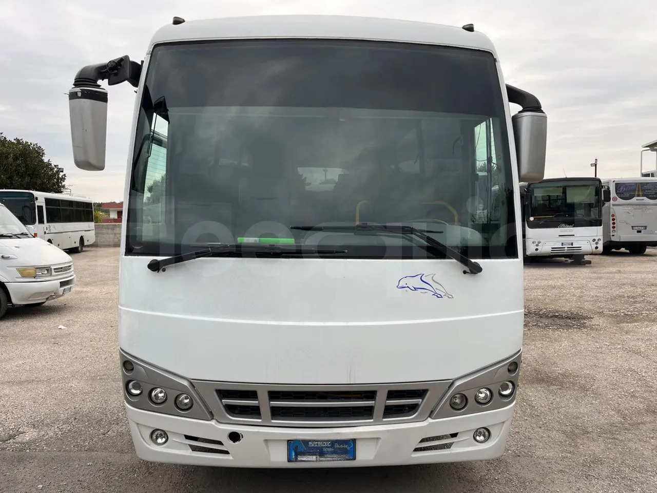 Isuzu Turquoise - Turistinis autobusas: foto 2 Isuzu Turquoise - Turistinis autobusas: foto 2