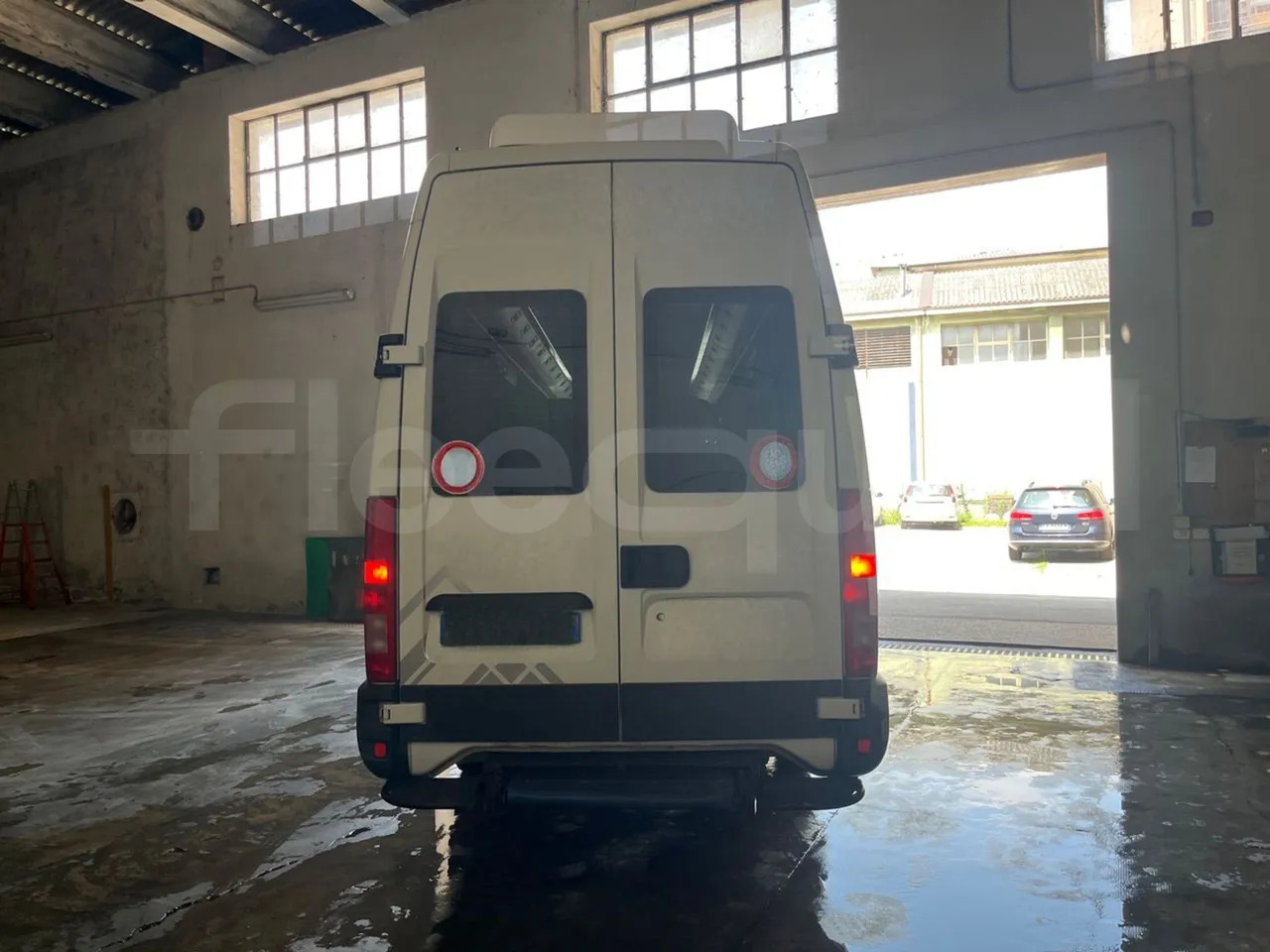 Iveco Daily - Mikroautobusas, Keleivinis furgonas: foto 5 Iveco Daily - Mikroautobusas, Keleivinis furgonas: foto 5