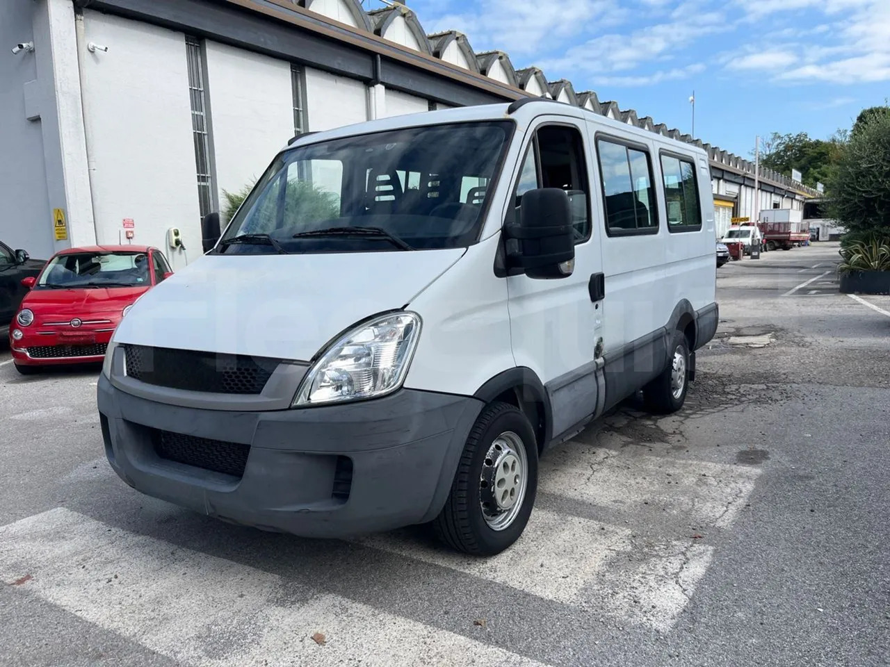 Iveco Daily - Mikroautobusas, Keleivinis furgonas: foto 4 Iveco Daily - Mikroautobusas, Keleivinis furgonas: foto 4