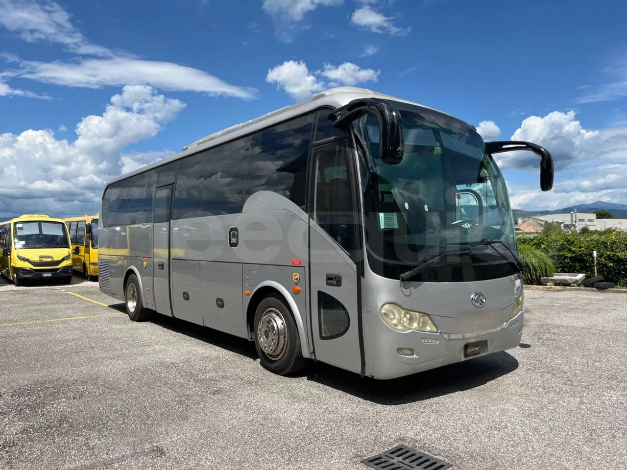 King Long XMQ6996 - Turistinis autobusas: foto 1 King Long XMQ6996 - Turistinis autobusas: foto 1
