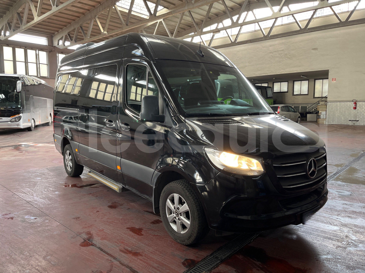 Mercedes-Benz Sprinter - Turistinis autobusas: foto 1 Mercedes-Benz Sprinter - Turistinis autobusas: foto 1