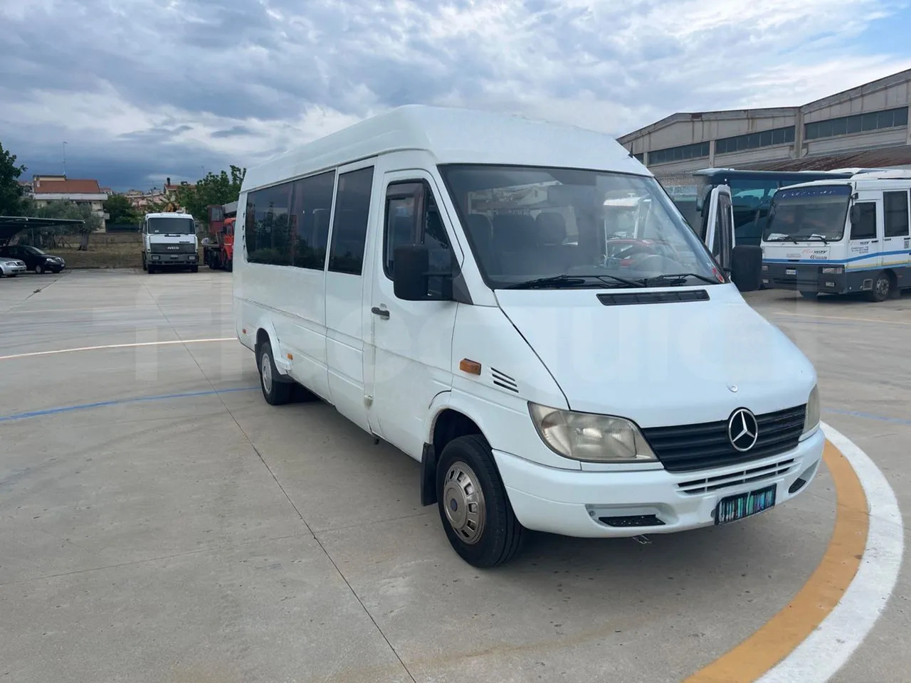 Mercedes-Benz Sprinter - Mikroautobusas, Keleivinis furgonas: foto 1 Mercedes-Benz Sprinter - Mikroautobusas, Keleivinis furgonas: foto 1