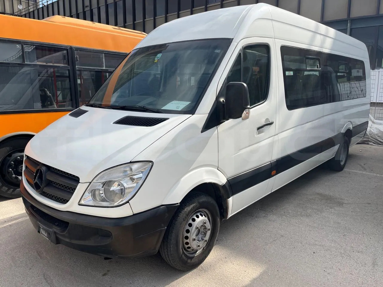 Mercedes-Benz Sprinter - Mikroautobusas, Keleivinis furgonas: foto 4 Mercedes-Benz Sprinter - Mikroautobusas, Keleivinis furgonas: foto 4