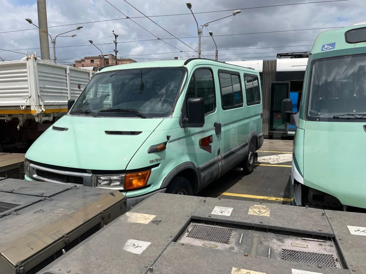 N.2Iveco Daily - Mikroautobusas, Keleivinis furgonas: foto 3 N.2Iveco Daily - Mikroautobusas, Keleivinis furgonas: foto 3