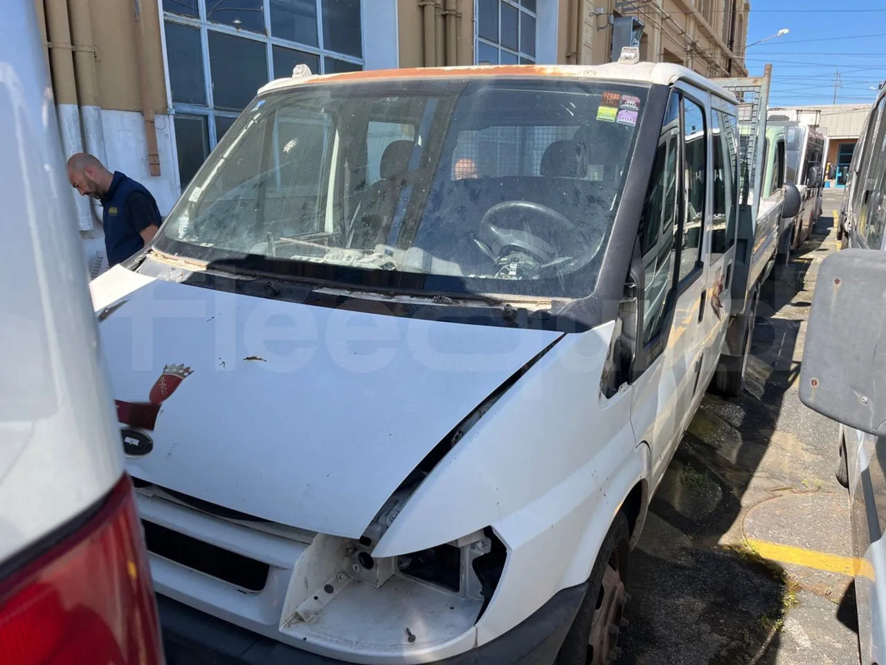 N. 4 Ford Transit - Mikroautobusas, Keleivinis furgonas: foto 2 N. 4 Ford Transit - Mikroautobusas, Keleivinis furgonas: foto 2