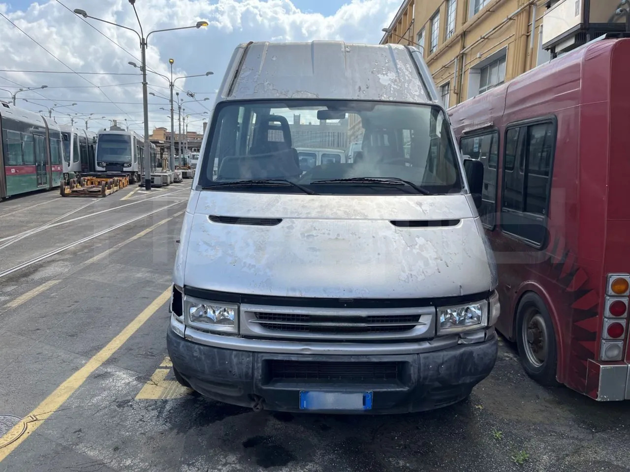 N.6Iveco Daily - Mikroautobusas, Keleivinis furgonas: foto 2 N.6Iveco Daily - Mikroautobusas, Keleivinis furgonas: foto 2