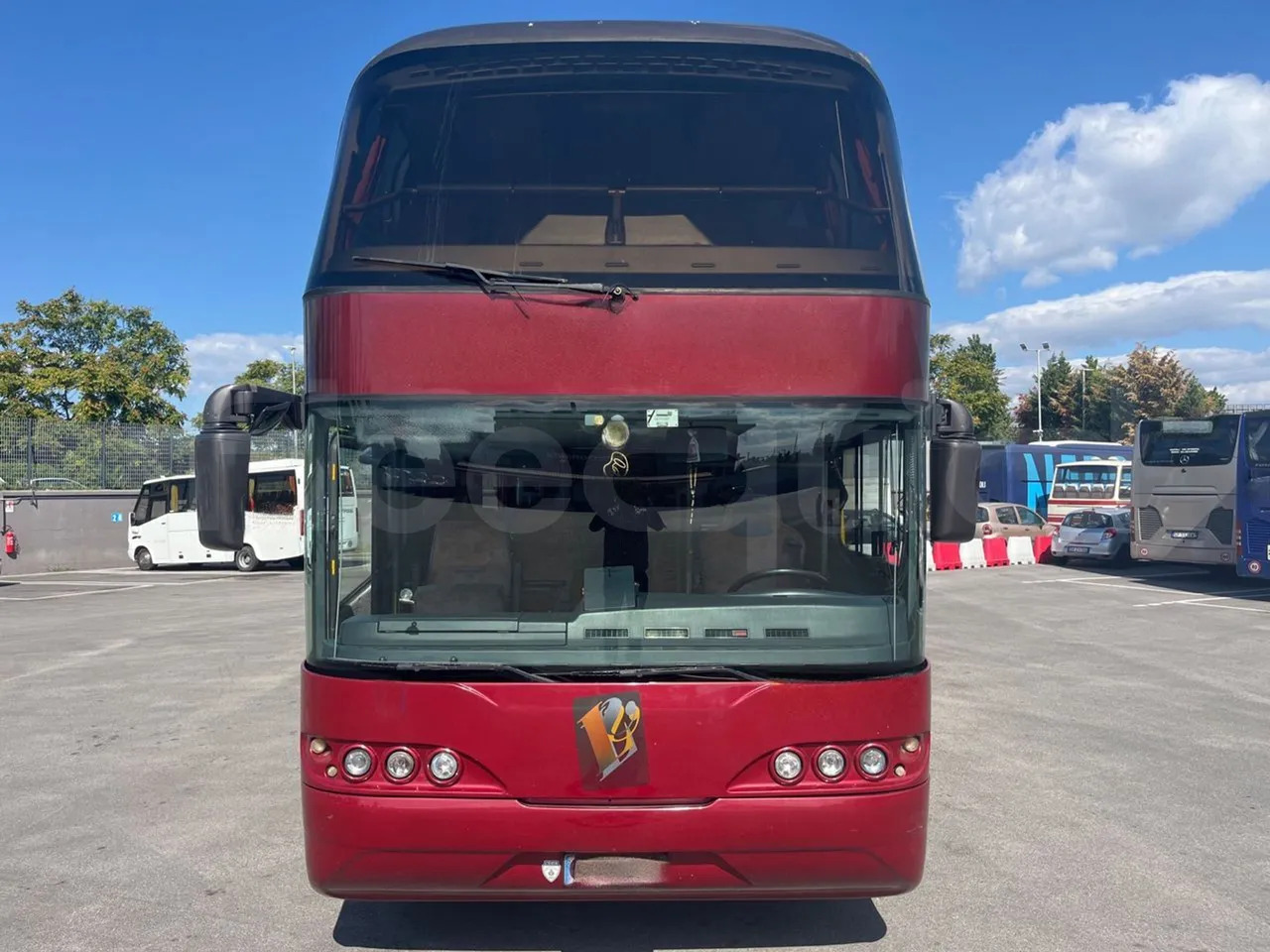 Neoplan 1122/3 - Turistinis autobusas: foto 2 Neoplan 1122/3 - Turistinis autobusas: foto 2