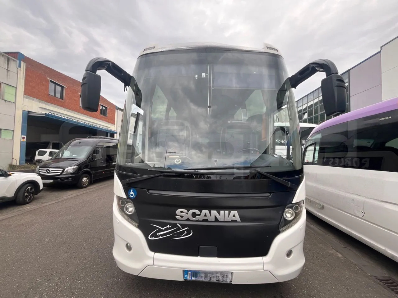 Scania Touring HD - Turistinis autobusas: foto 2 Scania Touring HD - Turistinis autobusas: foto 2