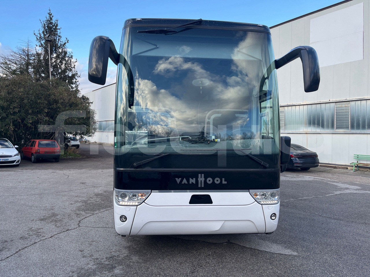 Van Hool Astron - Turistinis autobusas: foto 2 Van Hool Astron - Turistinis autobusas: foto 2