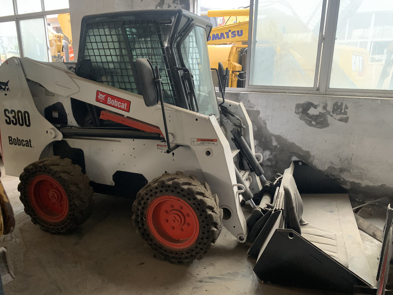 BOBCAT S300 - Mini krautuvas: foto 2 BOBCAT S300 - Mini krautuvas: foto 2