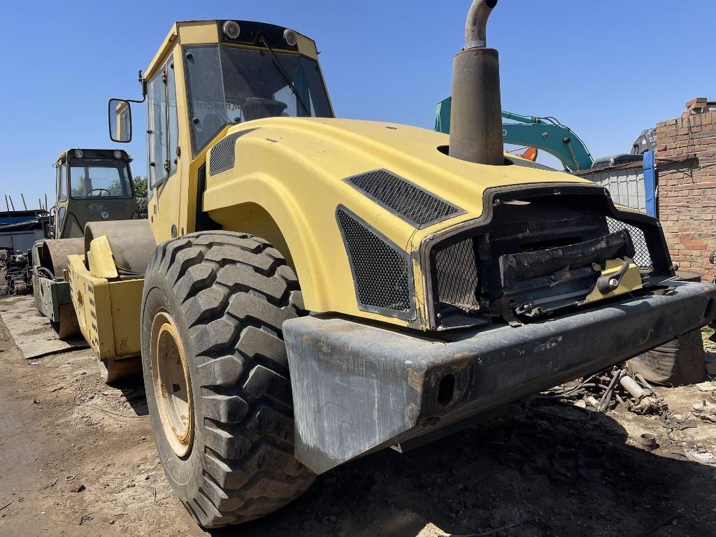 Bomag 226-4 - Kompaktorius: foto 2 Bomag 226-4 - Kompaktorius: foto 2