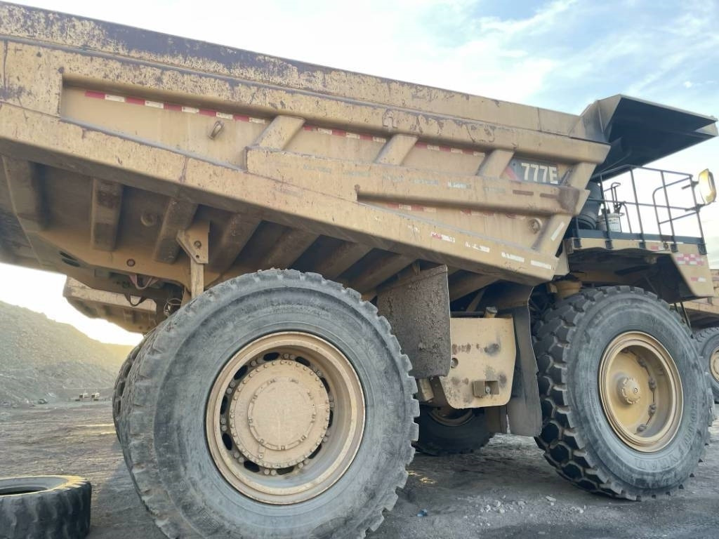 CAT 777e - Karjerinis savivartis: foto 3 CAT 777e - Karjerinis savivartis: foto 3