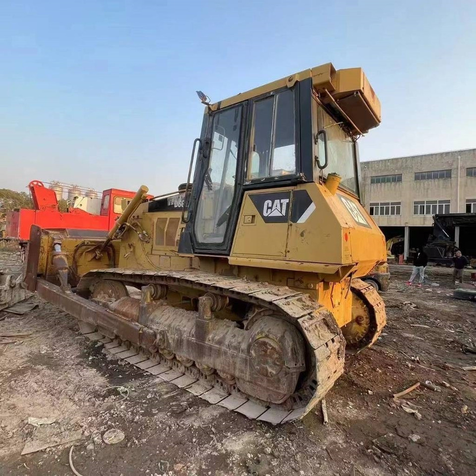 CAT D 6 G - Buldozeris: foto 2 CAT D 6 G - Buldozeris: foto 2