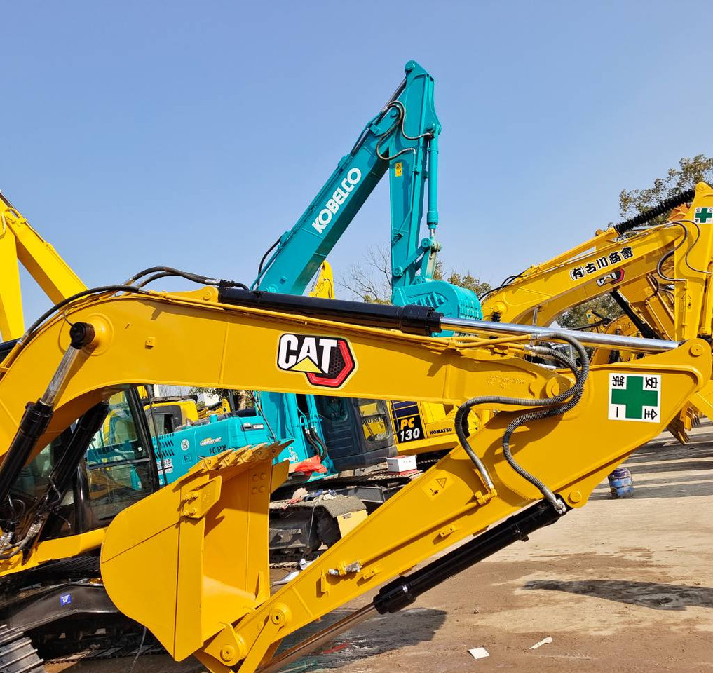 Vikšrinis ekskavatorius CATERPILLAR 313D2GC: foto 10