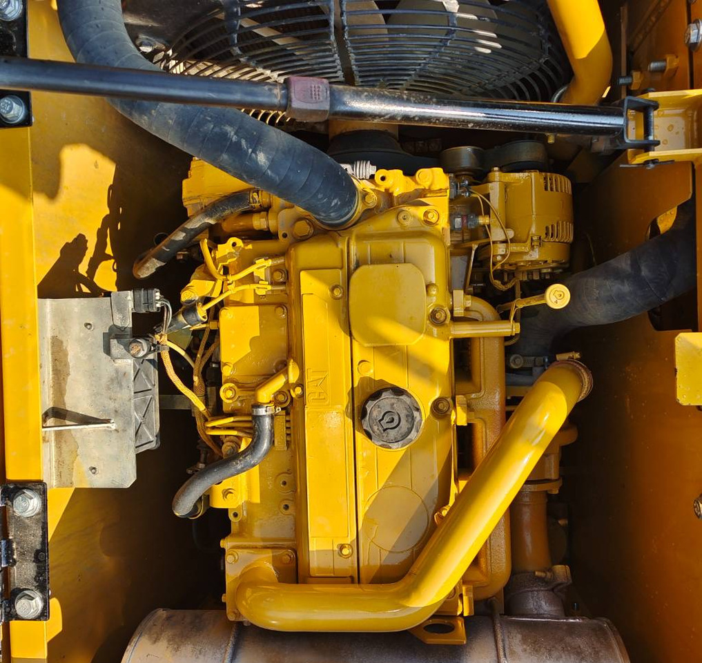 Vikšrinis ekskavatorius CATERPILLAR 313D2GC: foto 11