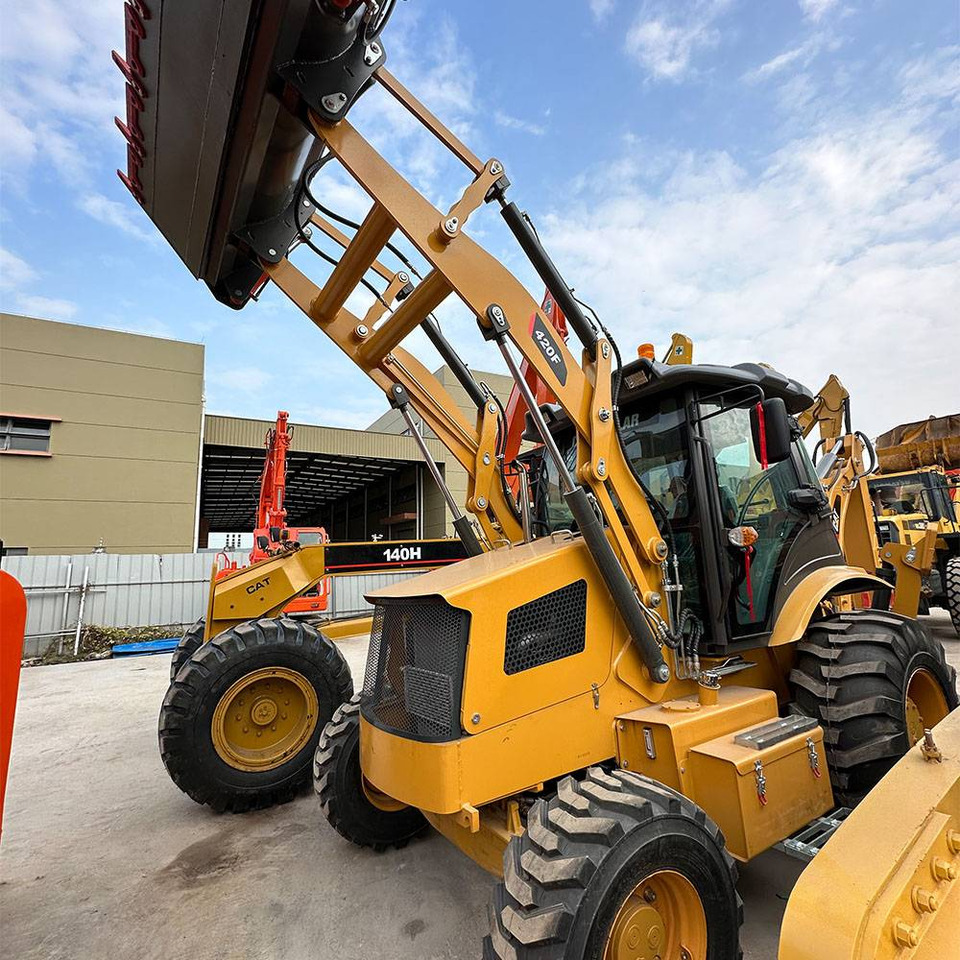 Caterpillar 420F - Ekskavatorius-krautuvas: foto 5 Caterpillar 420F - Ekskavatorius-krautuvas: foto 5
