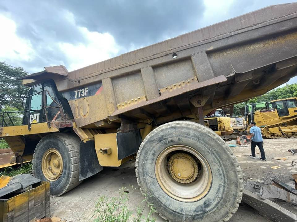 Caterpillar Cat 773f - Karjerinis savivartis: foto 1 Caterpillar Cat 773f - Karjerinis savivartis: foto 1