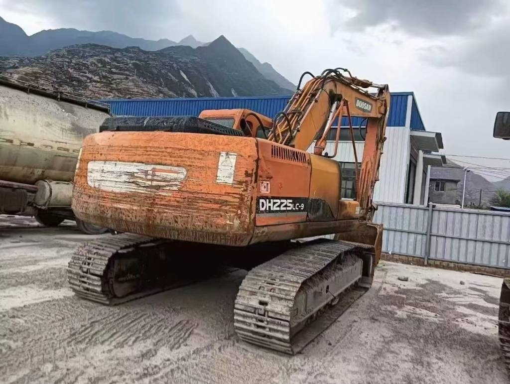Doosan DX 225 DH225LC-9 DX 225 DH225LC-9 - Vikšrinis ekskavatorius: foto 4 Doosan DX 225 DH225LC-9 DX 225 DH225LC-9 - Vikšrinis ekskavatorius: foto 4