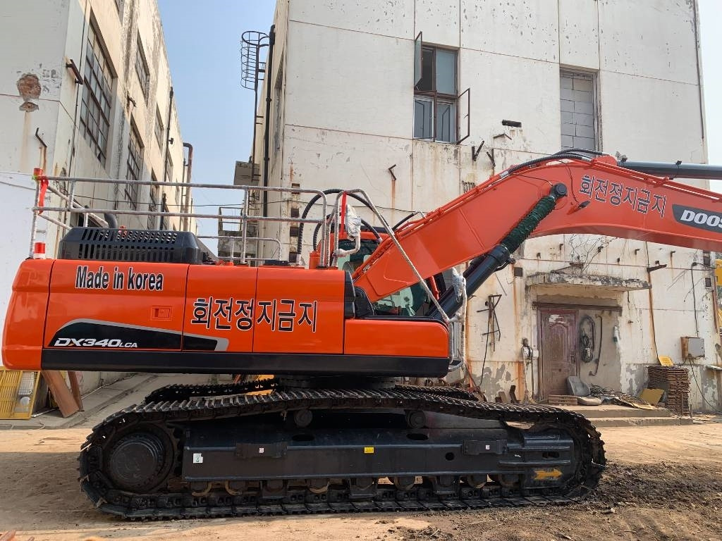 Doosan DX 340 LCA - Vikšrinis ekskavatorius: foto 2 Doosan DX 340 LCA - Vikšrinis ekskavatorius: foto 2