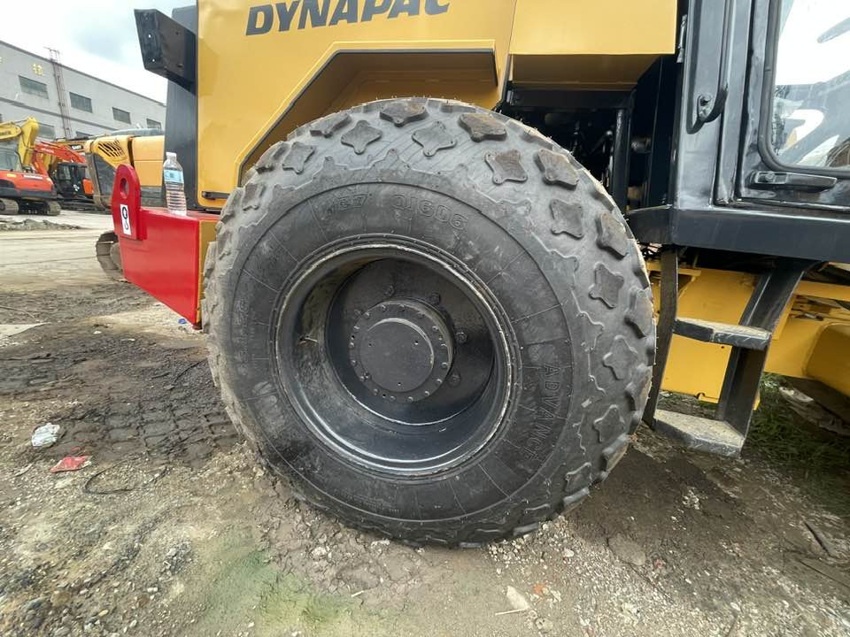 Dynapac Dynapac CA251D HASH - Asfalto volus: foto 4 Dynapac Dynapac CA251D HASH - Asfalto volus: foto 4