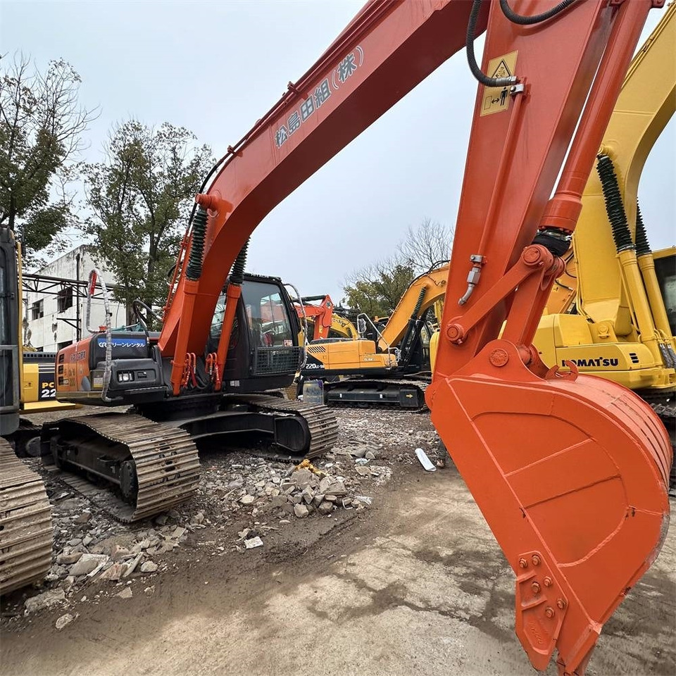 Hitachi ZX 200-3 G - Vikšrinis ekskavatorius: foto 3 Hitachi ZX 200-3 G - Vikšrinis ekskavatorius: foto 3
