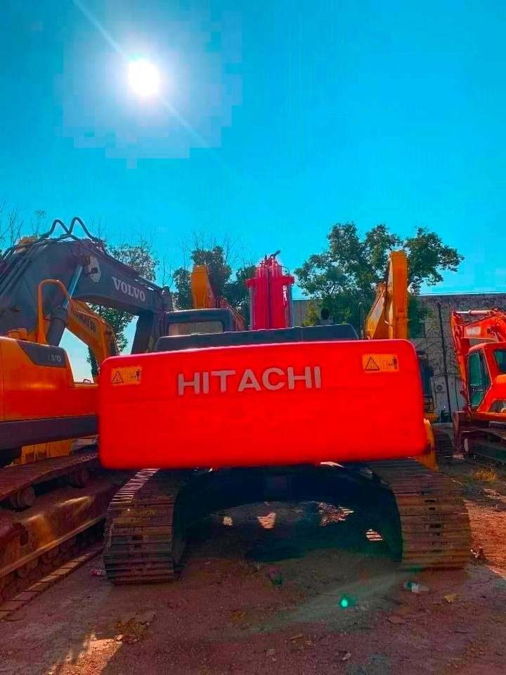 Hitachi Zaxis 240 - Vikšrinis ekskavatorius: foto 2 Hitachi Zaxis 240 - Vikšrinis ekskavatorius: foto 2
