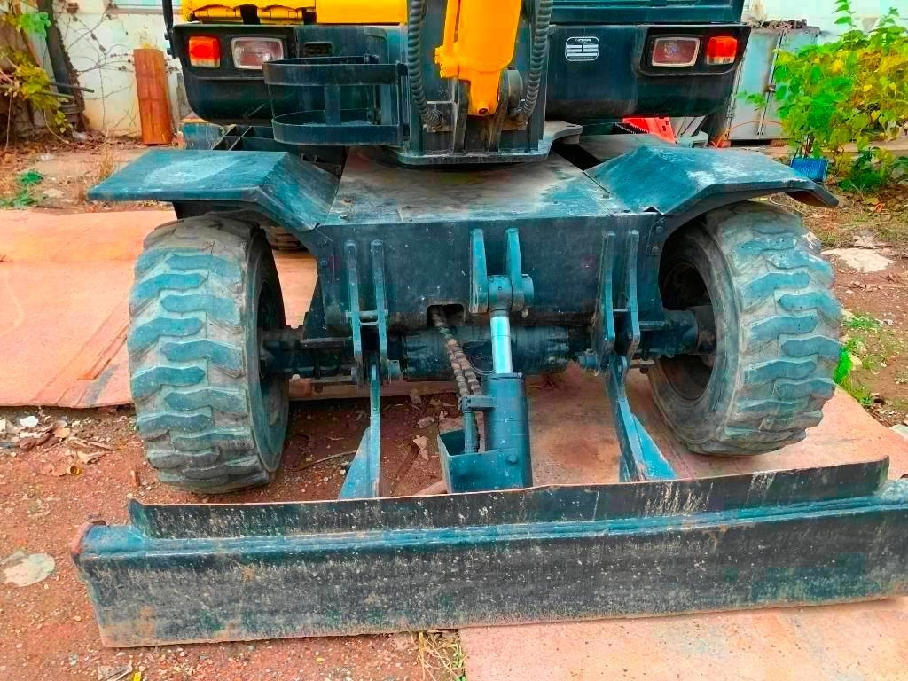 Hyundai Robex 60 W-7 - Ratinis ekskavatorius: foto 4 Hyundai Robex 60 W-7 - Ratinis ekskavatorius: foto 4