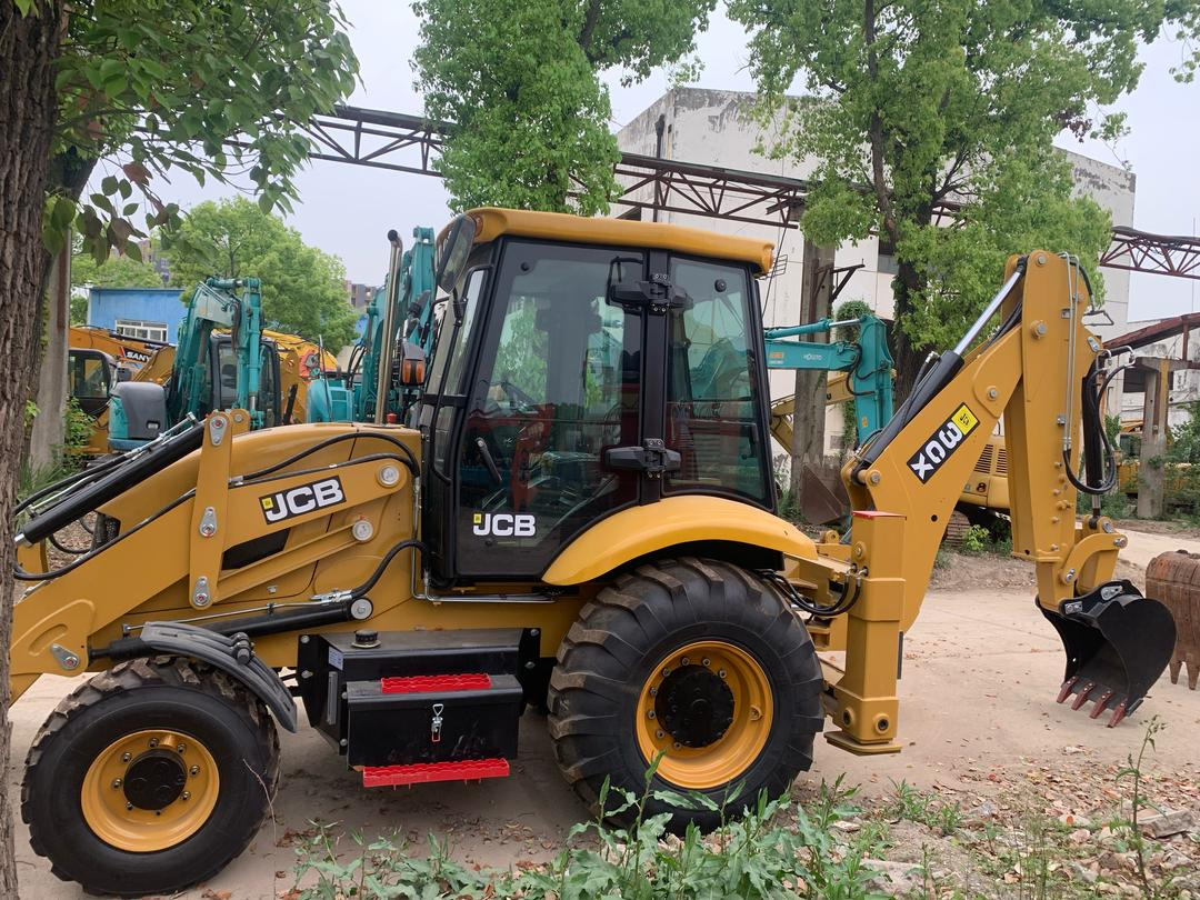 JCB 3CX - Ekskavatorius-krautuvas: foto 5 JCB 3CX - Ekskavatorius-krautuvas: foto 5