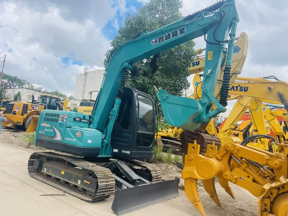 Kobelco SK75 super - Mini ekskavatorius: foto 1 Kobelco SK75 super - Mini ekskavatorius: foto 1