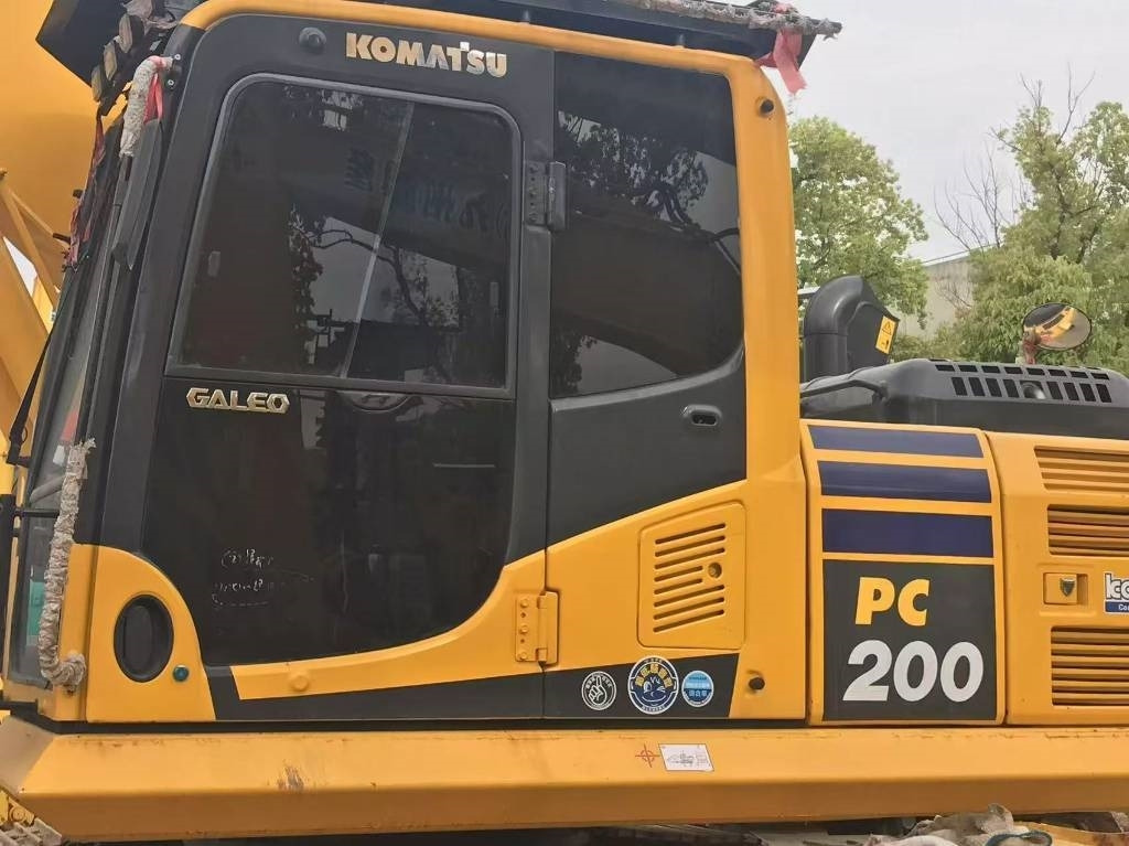 Komatsu PC 200-8 - Vikšrinis ekskavatorius: foto 2 Komatsu PC 200-8 - Vikšrinis ekskavatorius: foto 2