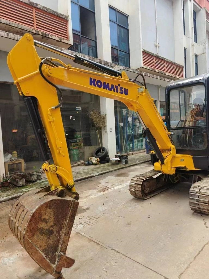 Komatsu PC 35MR-8 - Mini ekskavatorius: foto 4 Komatsu PC 35MR-8 - Mini ekskavatorius: foto 4