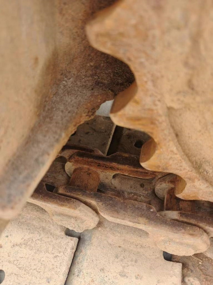 Komatsu PC 35MR-8 - Mini ekskavatorius: foto 5 Komatsu PC 35MR-8 - Mini ekskavatorius: foto 5