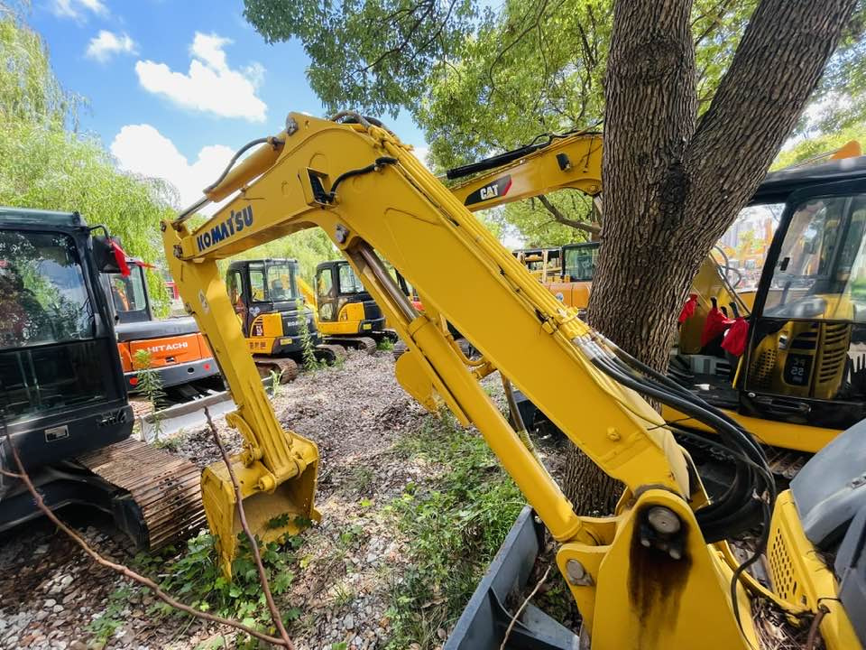 Komatsu PC55MR - Ekskavatorius: foto 2 Komatsu PC55MR - Ekskavatorius: foto 2