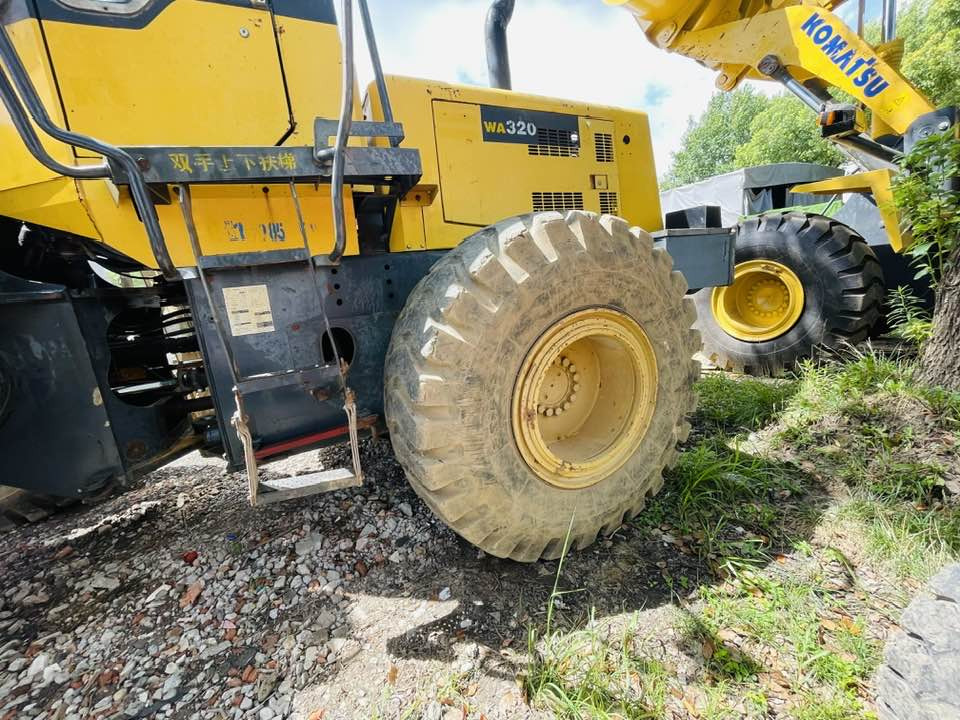 Komatsu WA320-8 - Ratinis krautuvas: foto 3 Komatsu WA320-8 - Ratinis krautuvas: foto 3